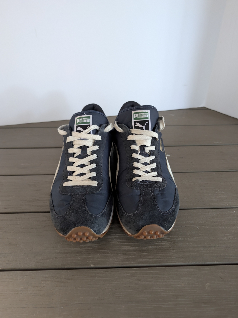 Puma Men’s Black and Cream Retro Runner Sneakers